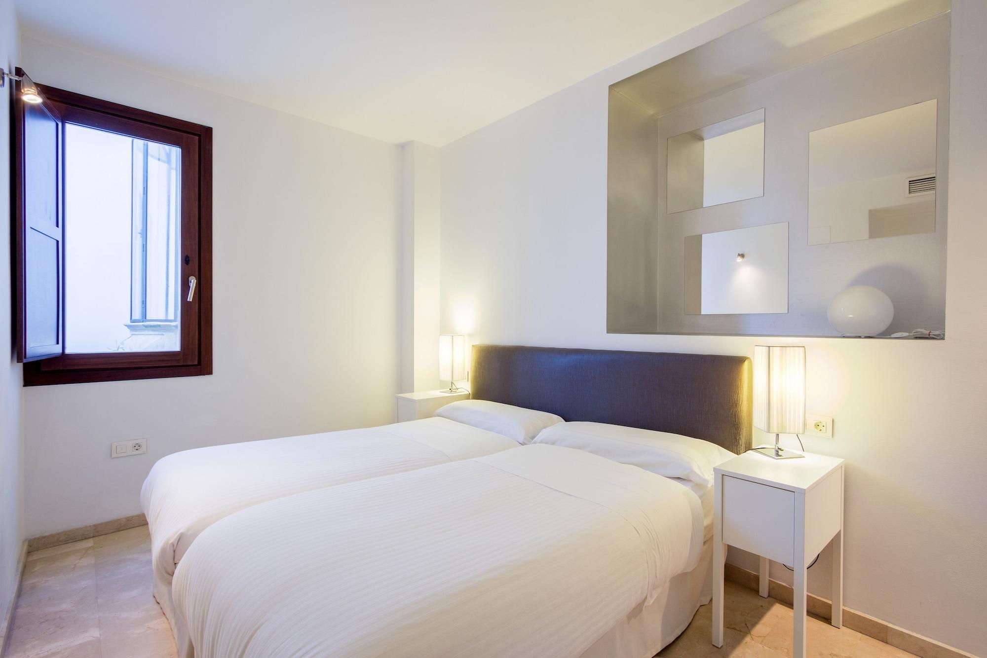Aparthotel Tuguest Elvira Granada