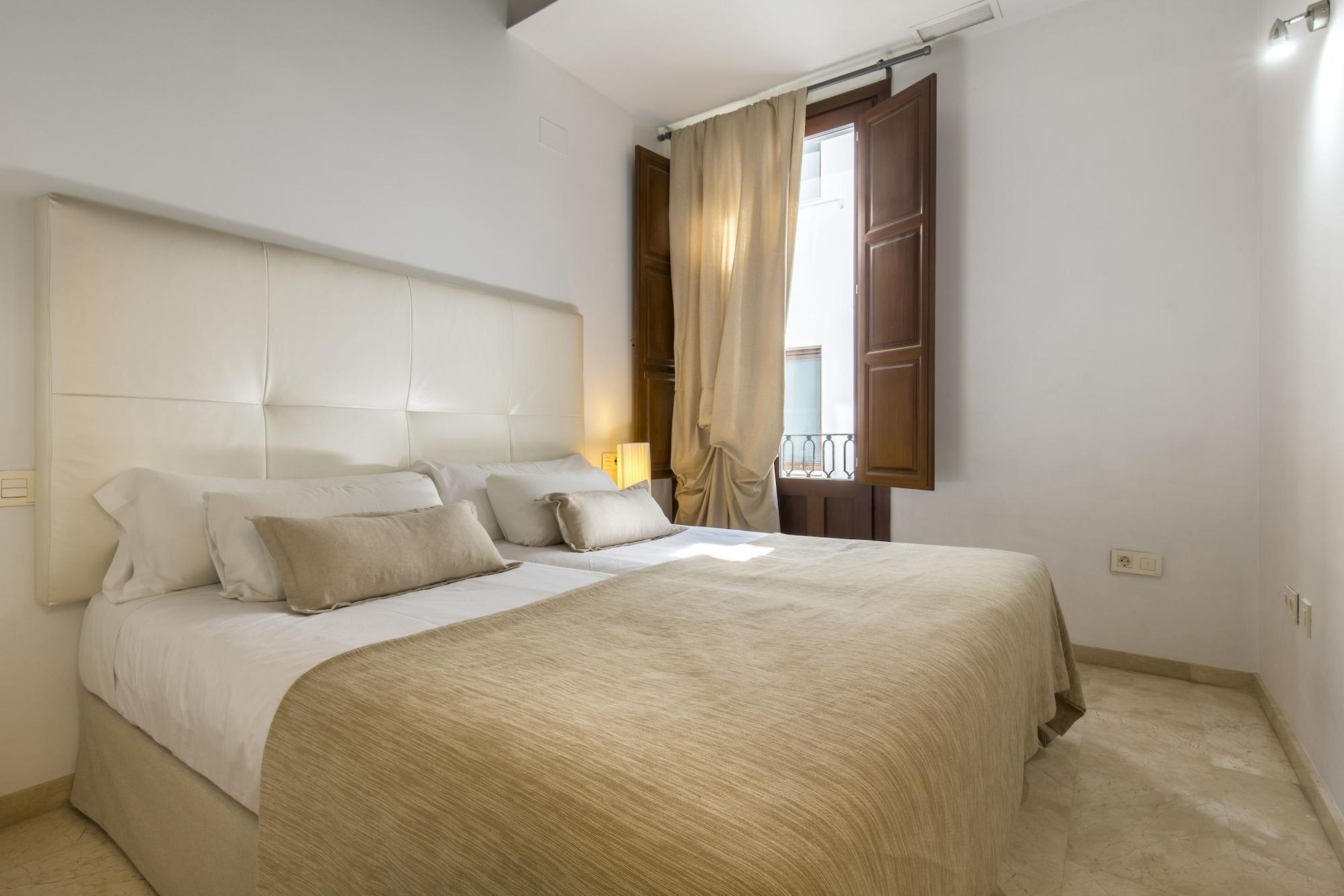 Aparthotel Tuguest Elvira Granada